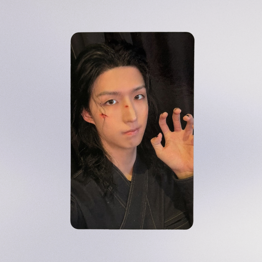 Xdinary Heroes  •  Jun Han - DEAD AND Apple Music POB Photocard