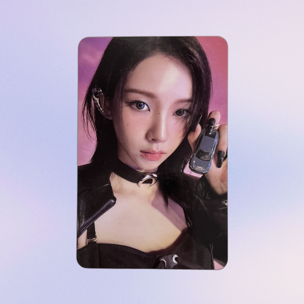 aespa‎ ‎ •‎ ‎ Karina - Drama (Giant Ver.) Photocard