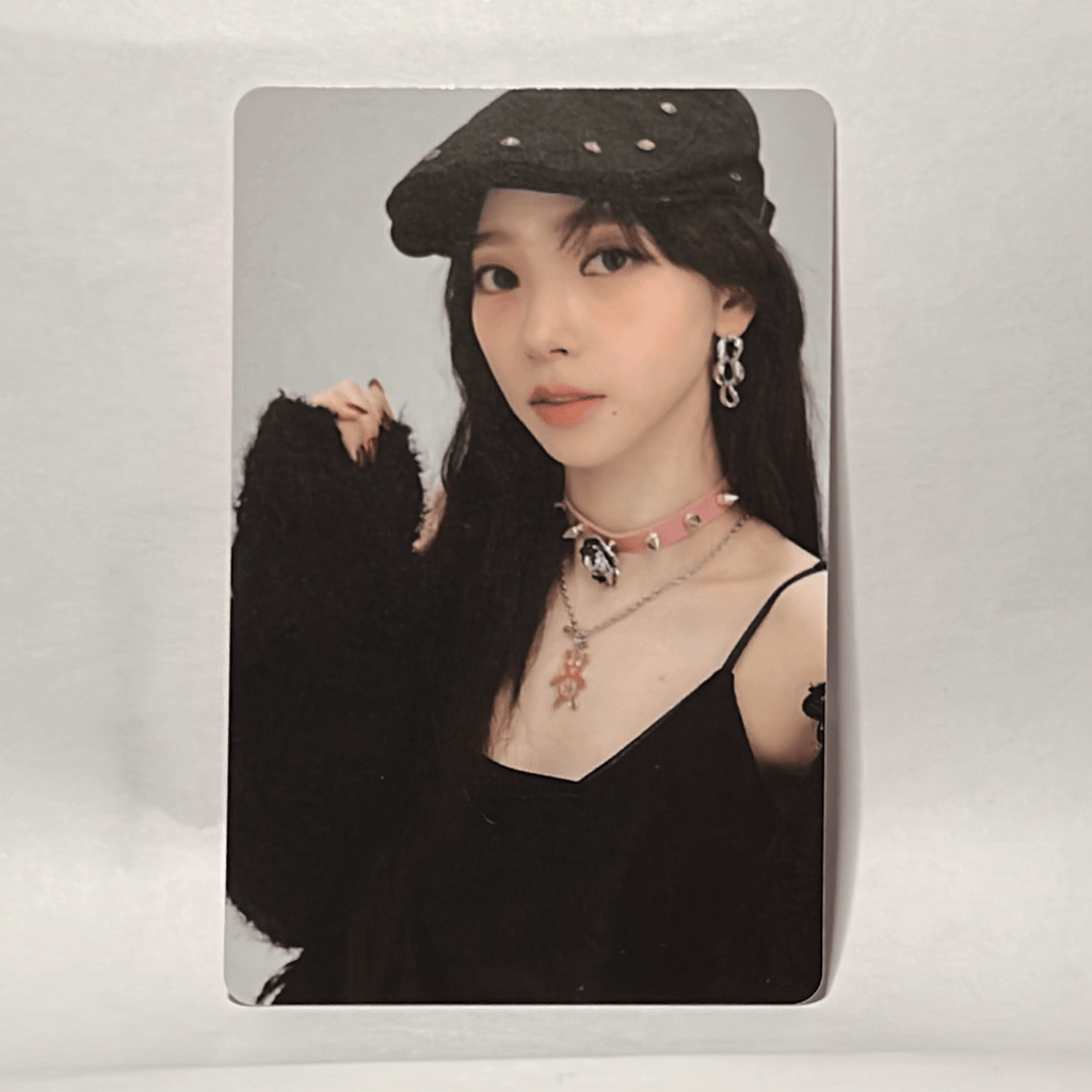 aespa  •  Karina - 2025 SMTOWN : THE CULTURE, THE FUTURE Photocard