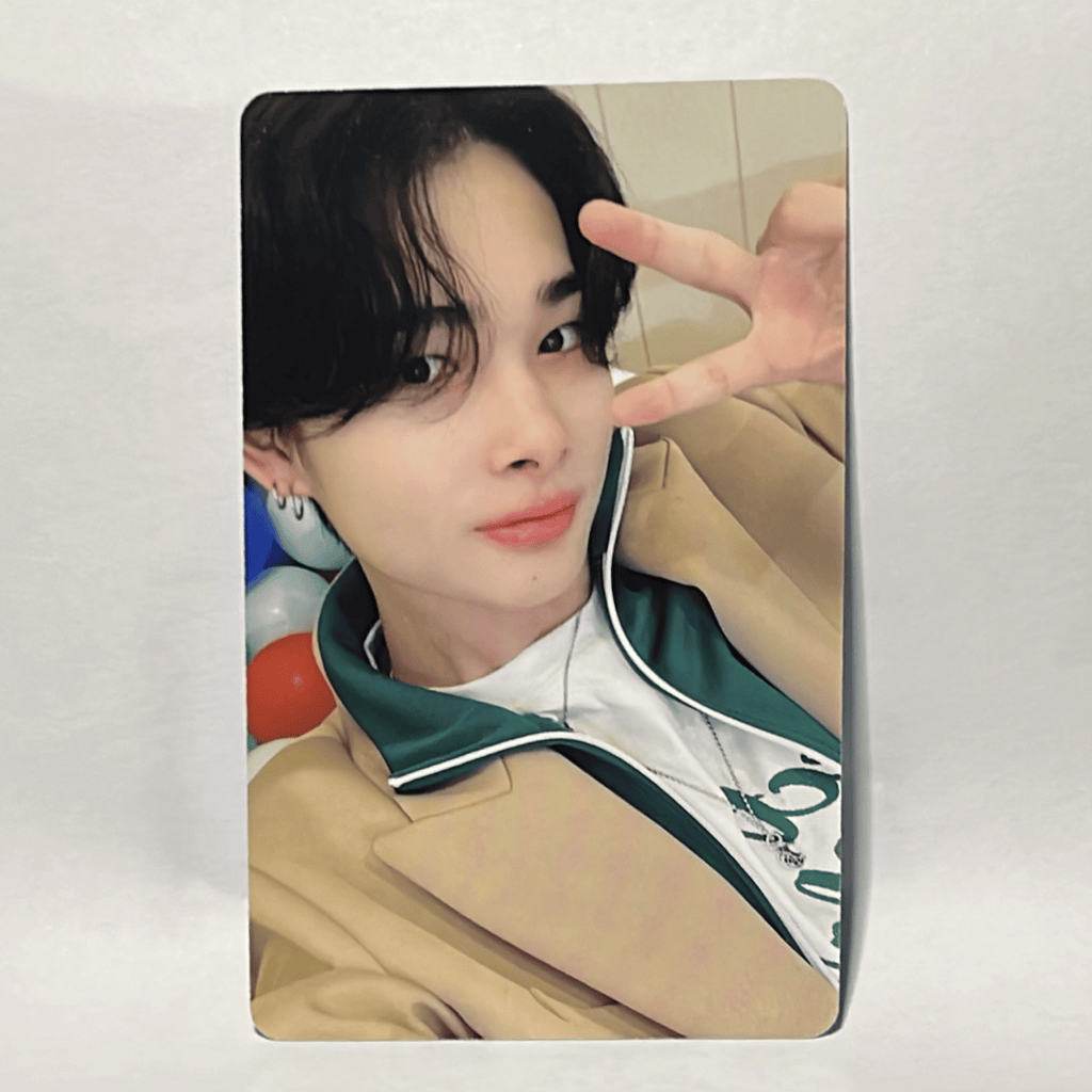 Enhypen  •  Ni-Ki - 2023 Season´s Greetings Photocard