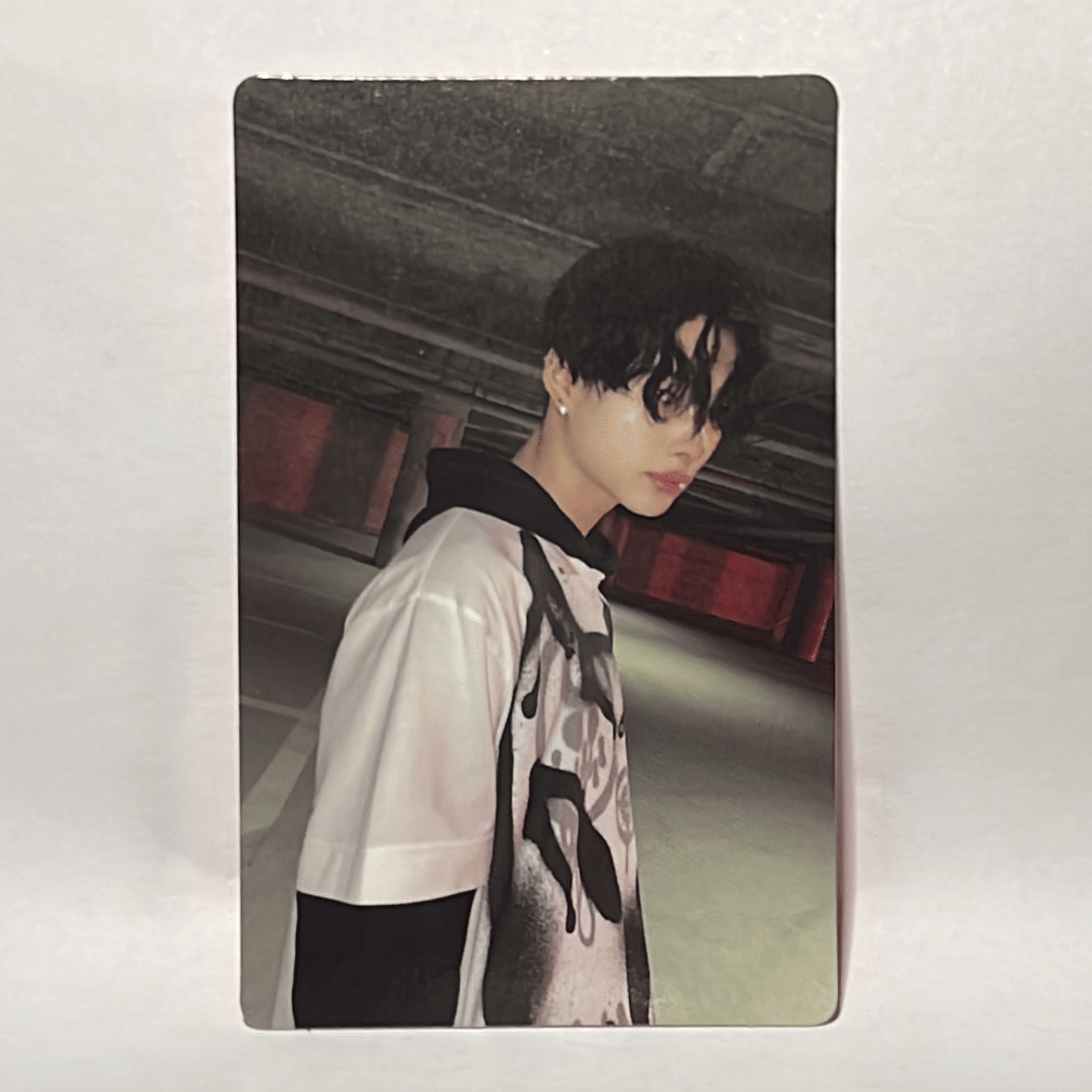 Enhypen  •  Ni-Ki - MANIFESTO: Day 1 Engene Version (D version) Photocard