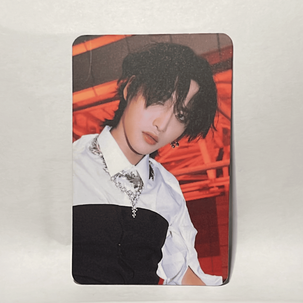 ATEEZ  •  Seonghwa - The World Ep.Fin : Will Platform Version (Mini Card, QR Type) Photocard