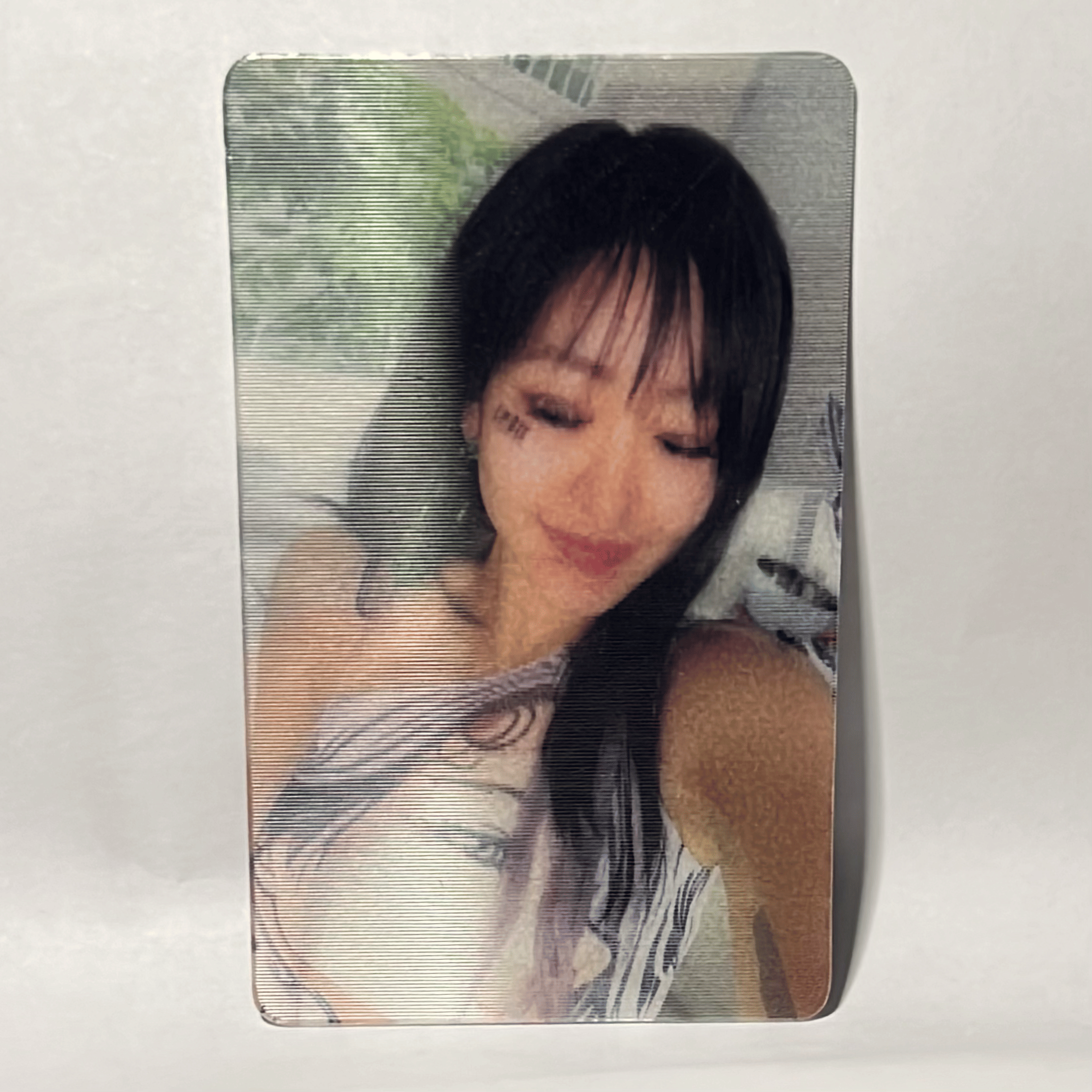 Kiss of Life  •  Julie - Lose Yourself Photobook Lenticular Photocard [First Press Only]