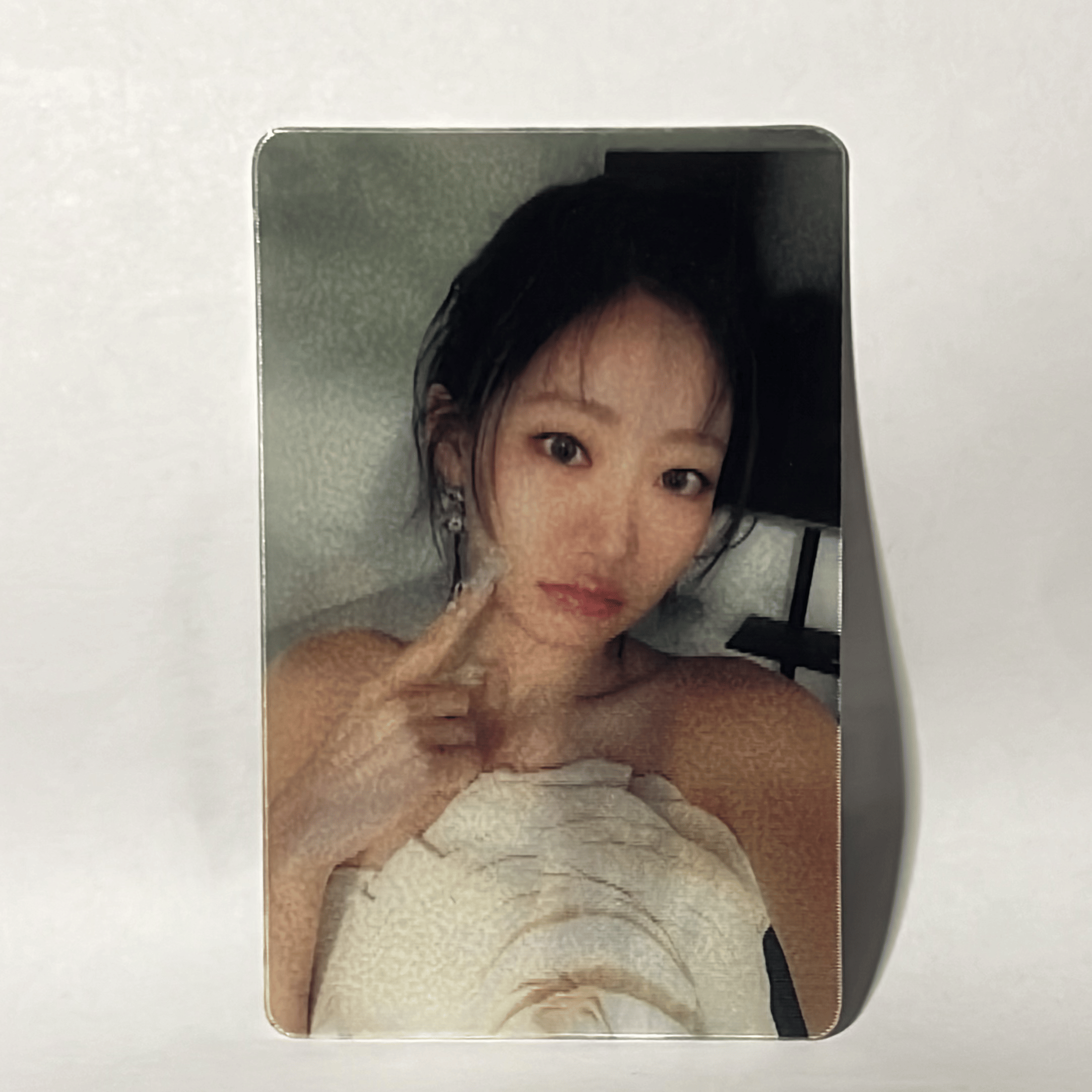 Kiss of Life  •  Julie - Lose Yourself Photobook Lenticular Photocard [First Press Only]