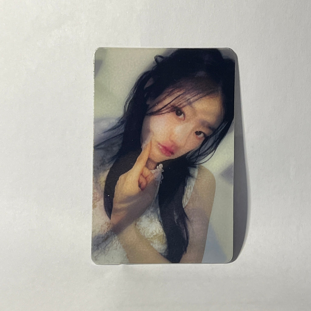 Kiss of Life  •  Haneul - Lose Yourself Photobook Lenticular Photocard [First Press Only]